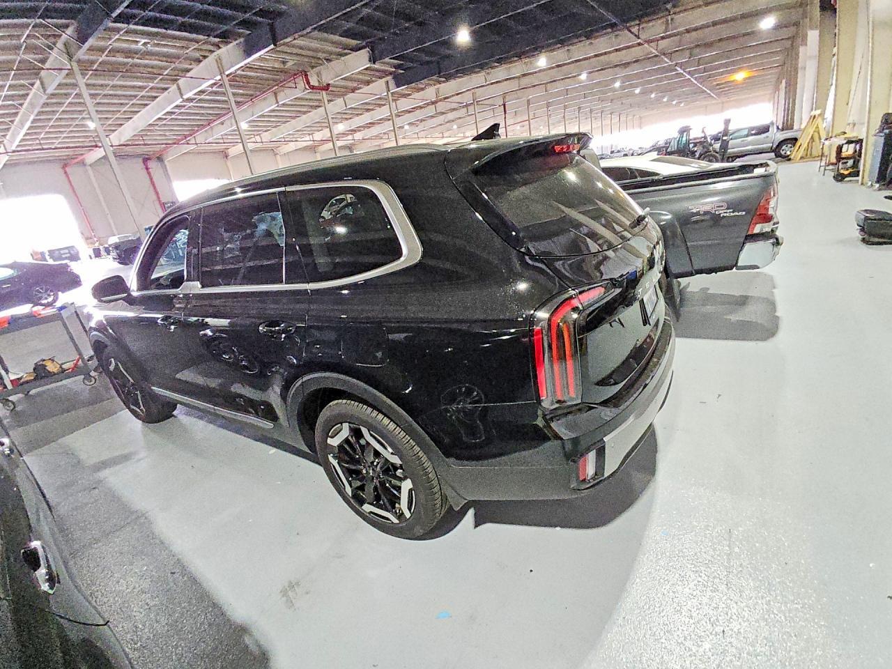 2025 Kia Telluride Ex - zdjęcie 2