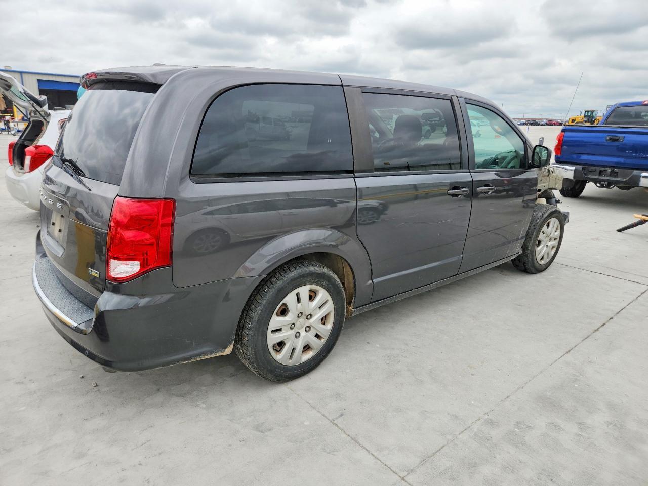 2018 Dodge Grand Caravan Se - zdjęcie 3