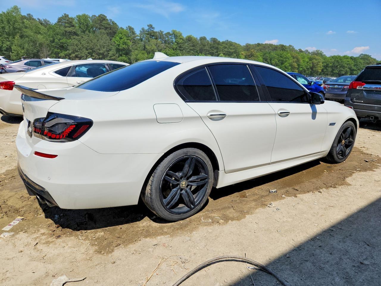 2016 BMW 550 Xi - zdjęcie 3