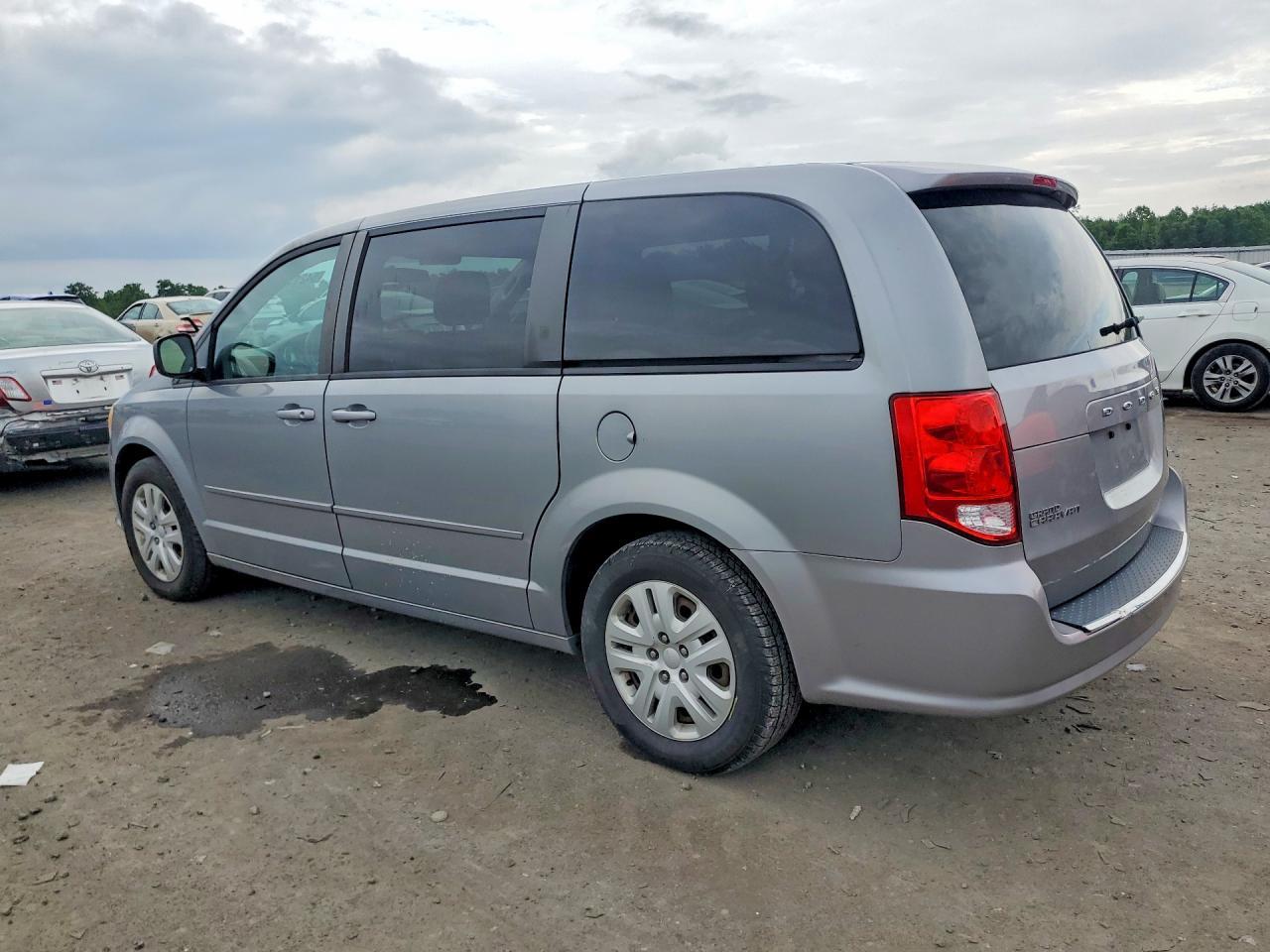 2014 Dodge Grand Caravan Se - zdjęcie 2