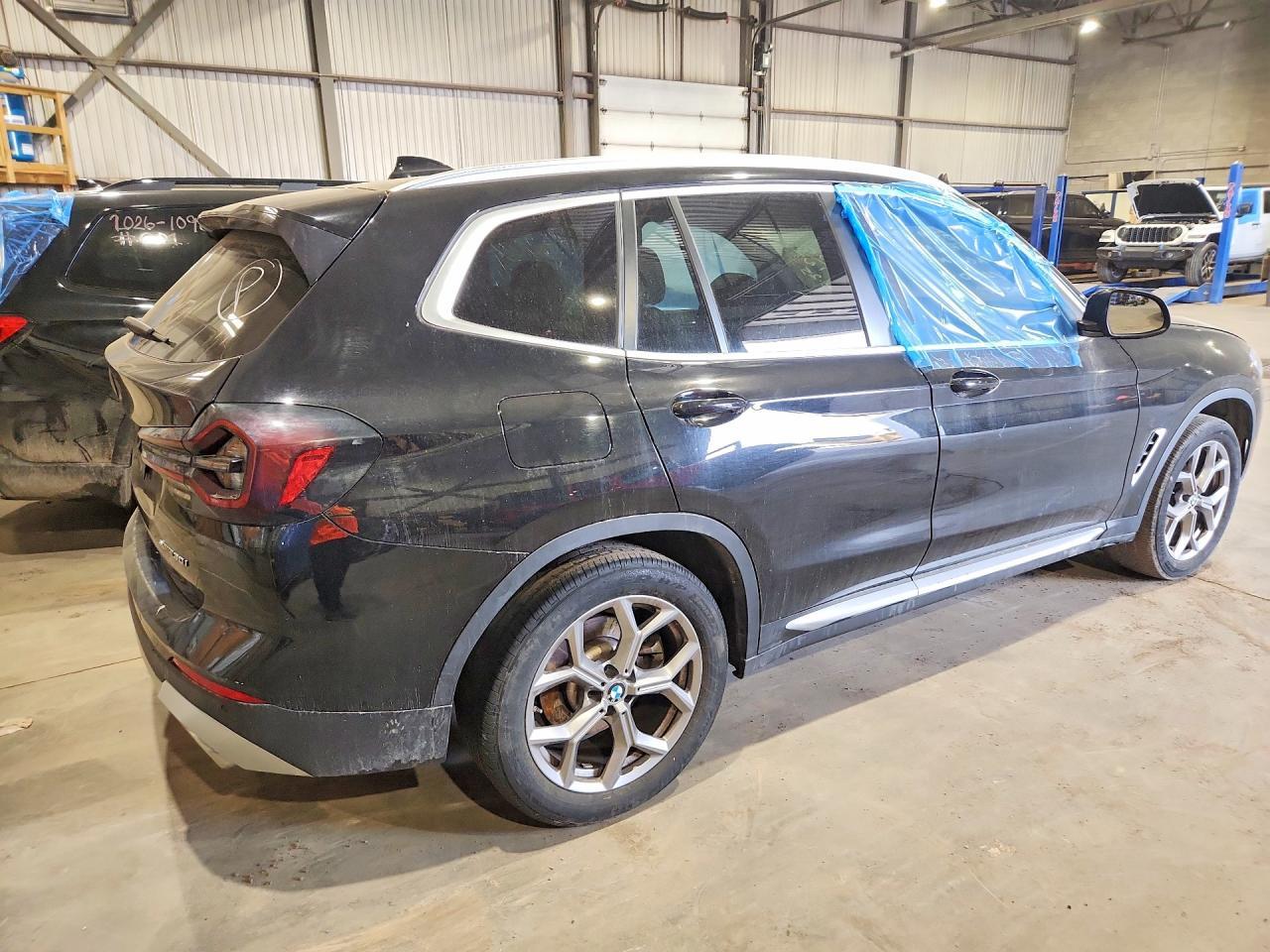 2023 BMW X3 xDrive30I - zdjęcie 3
