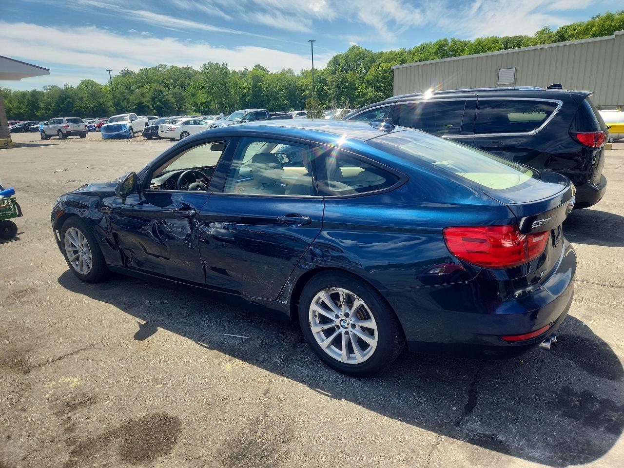 2014 BMW 328 Xigt - zdjęcie 2