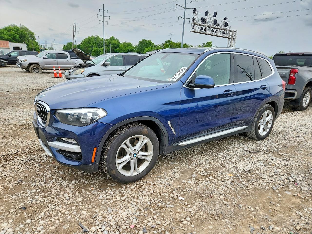 2018 BMW X3 xDrive30I - zdjęcie główne