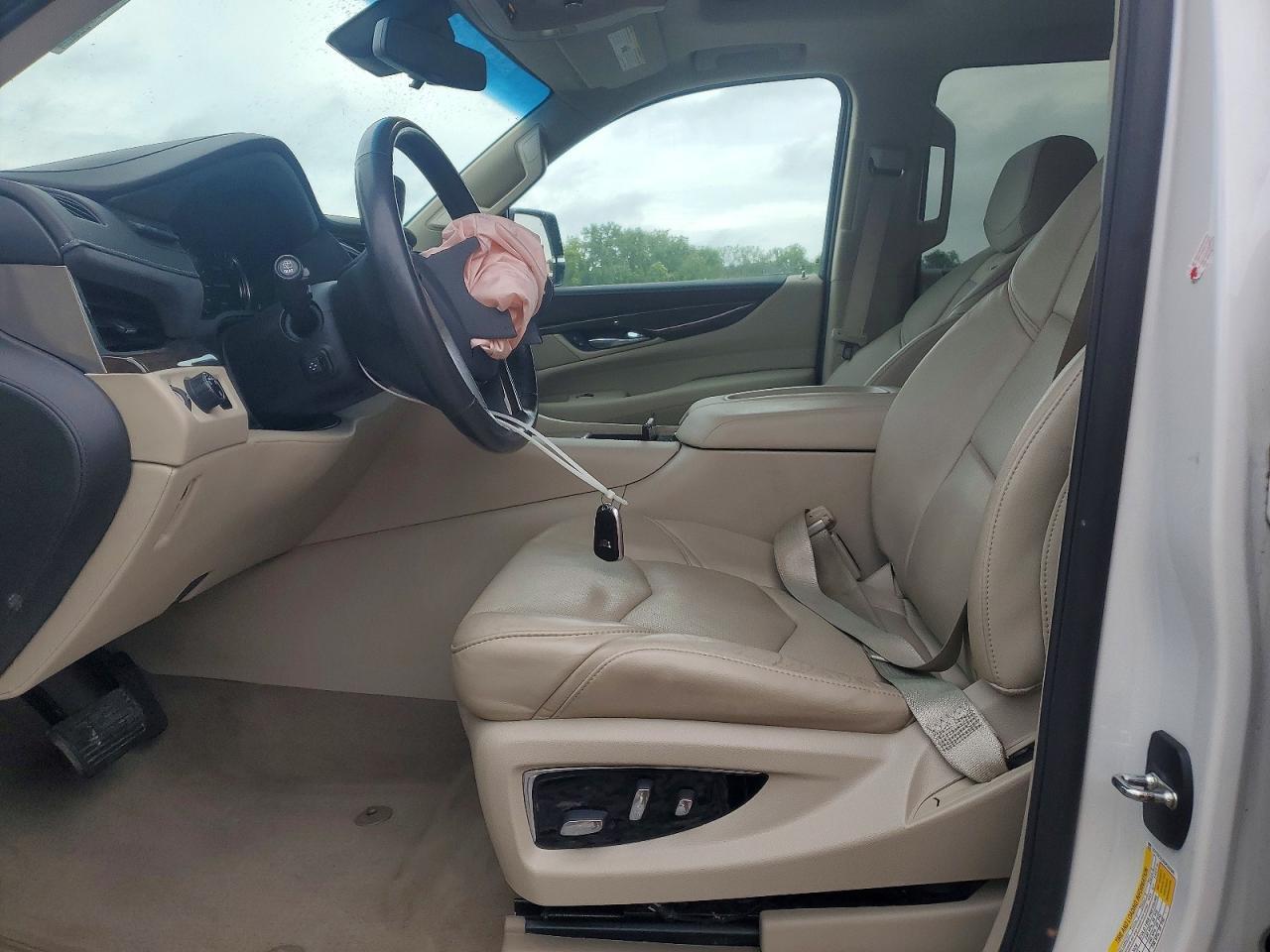2018 Cadillac Escalade Premium Luxury - zdjęcie 7