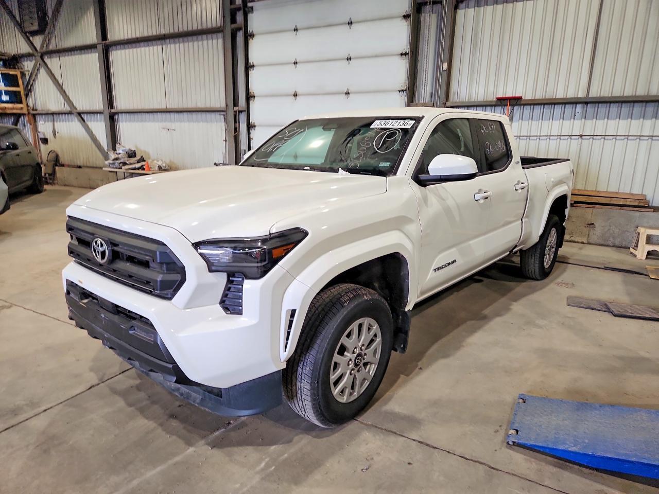 2024 Toyota Tacoma Sr5 - zdjęcie główne