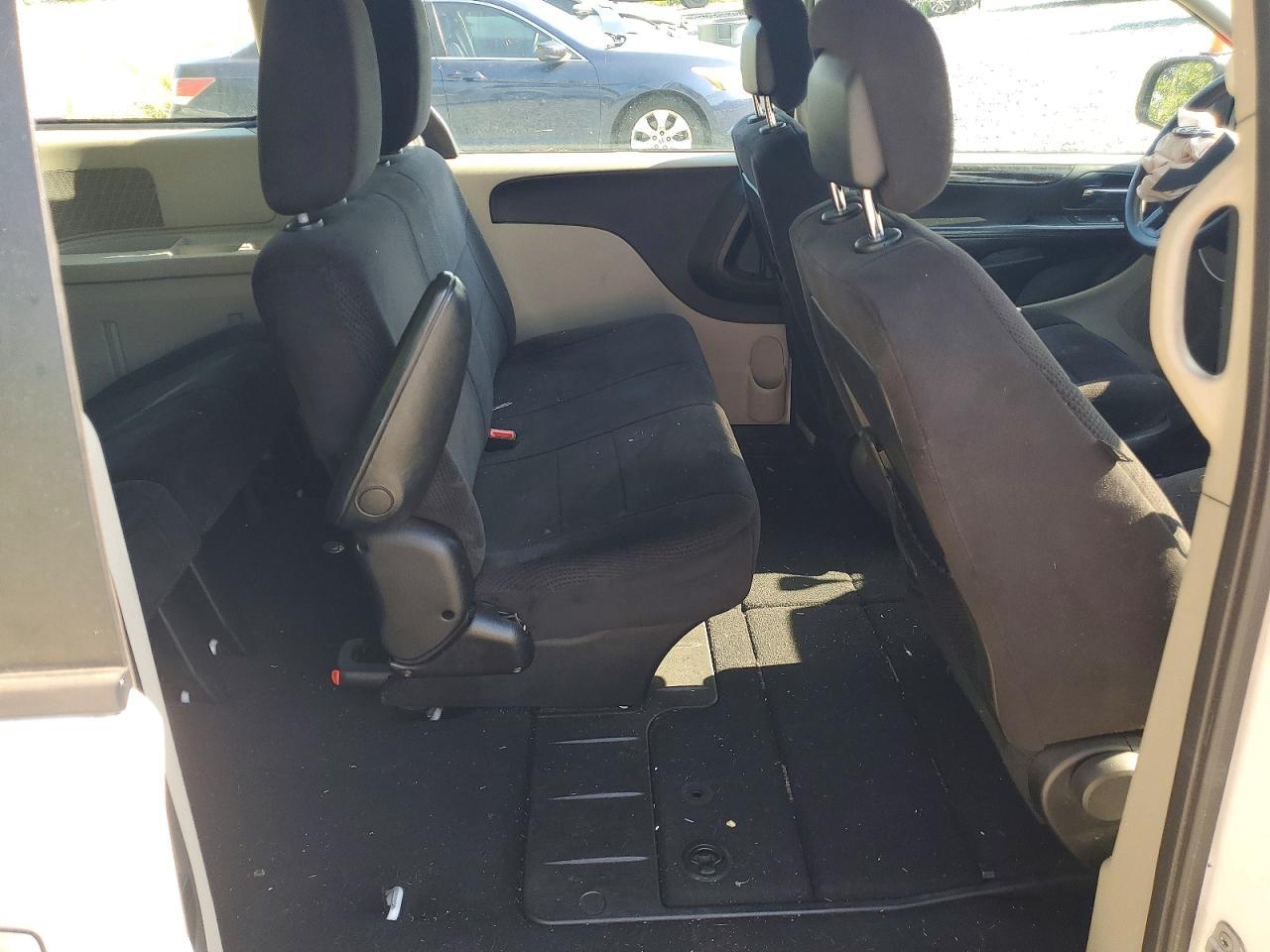 2014 Dodge Grand Caravan Se - zdjęcie 11