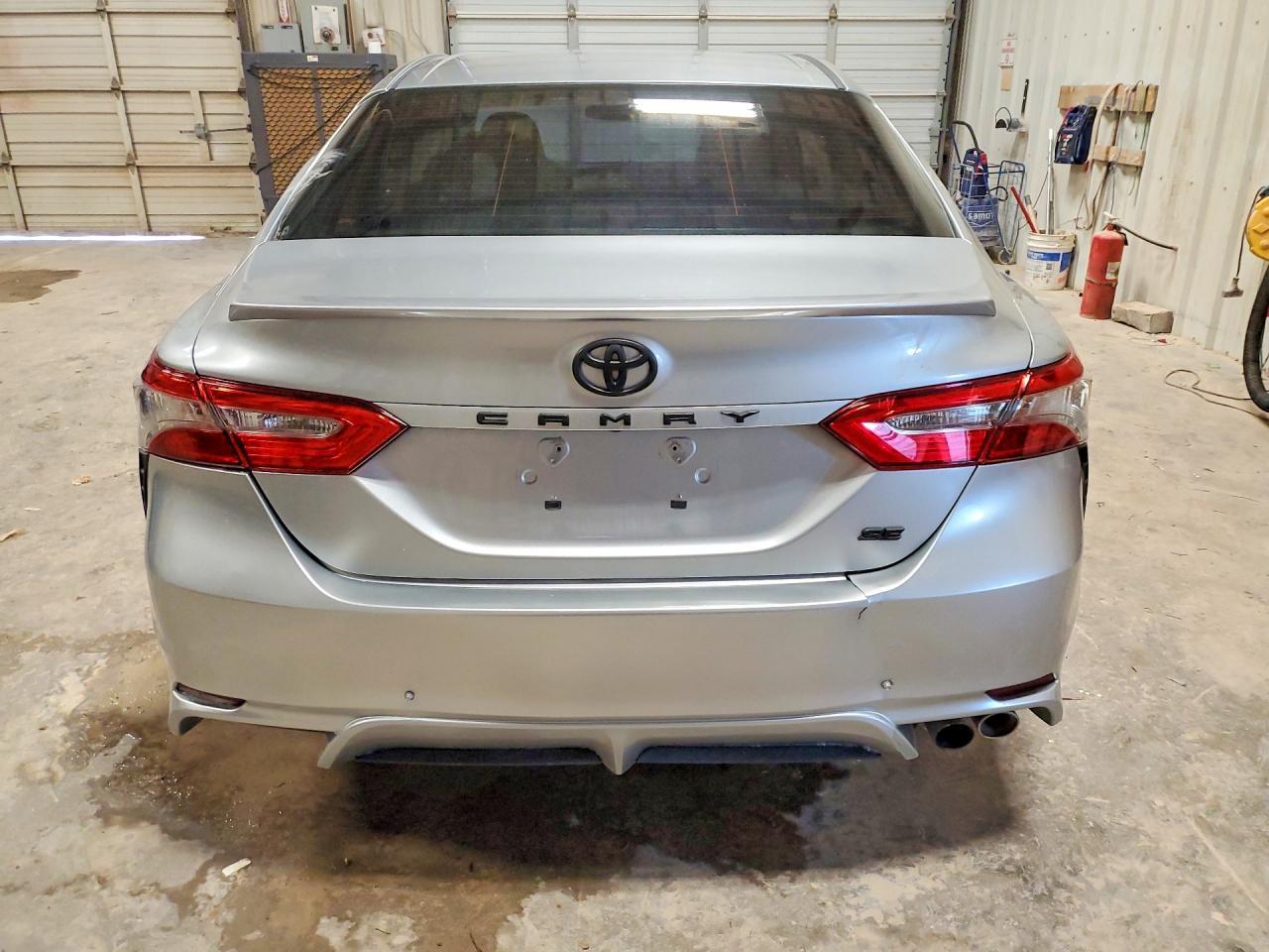 2018 Toyota Camry Se - zdjęcie 6