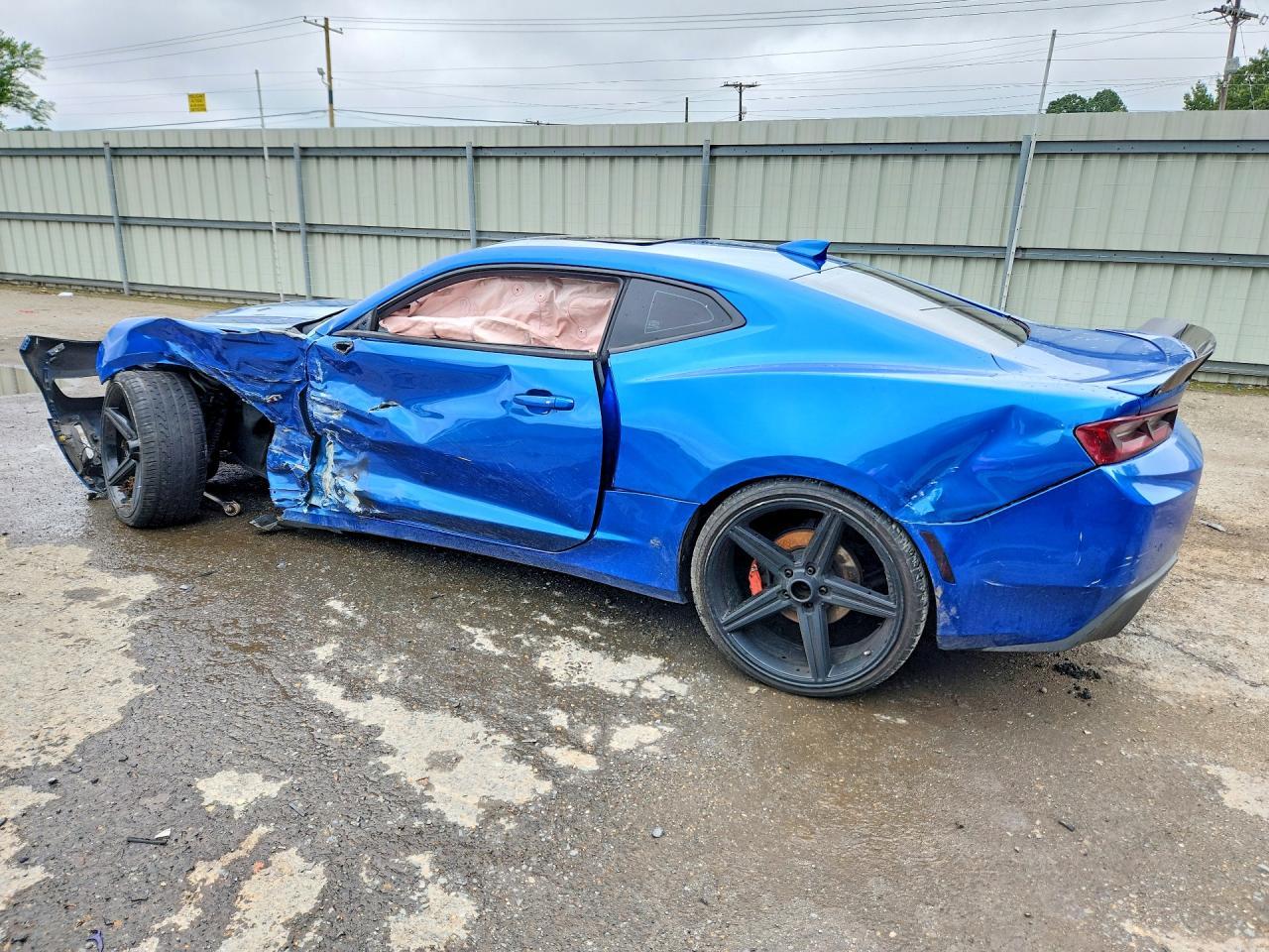 2016 Chevrolet Camaro Lt - zdjęcie 2