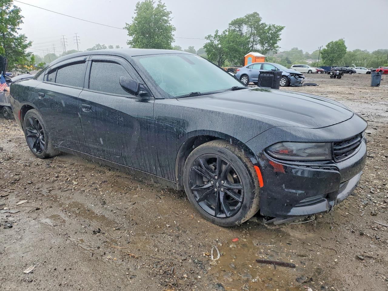 2018 Dodge Charger Sxt - zdjęcie 4
