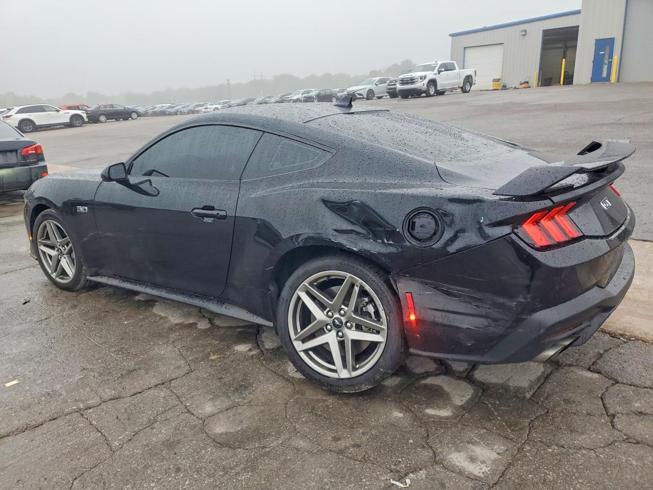 2024 Ford Mustang Gt - zdjęcie 2