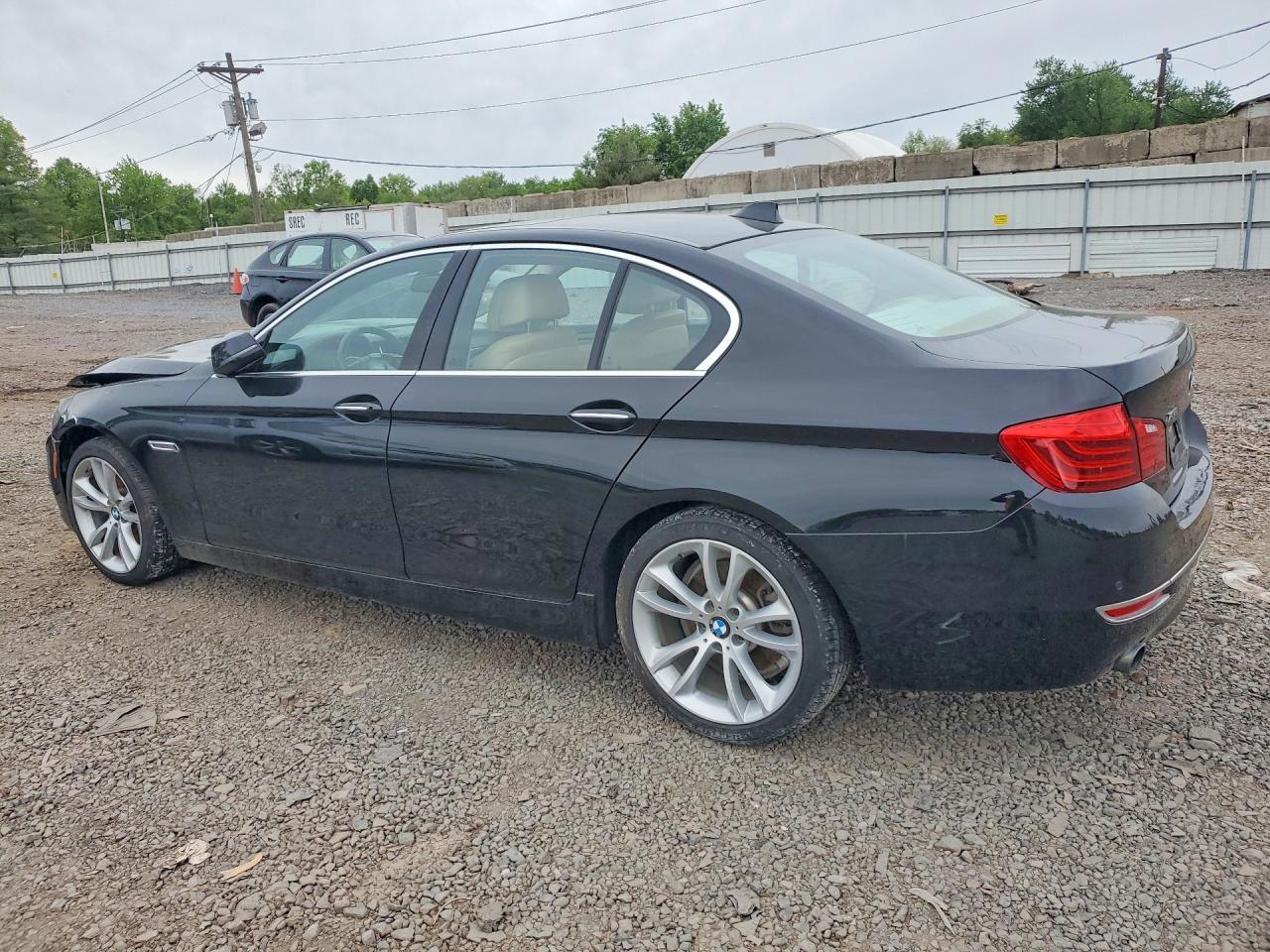 2015 BMW 535 Xi - zdjęcie 2