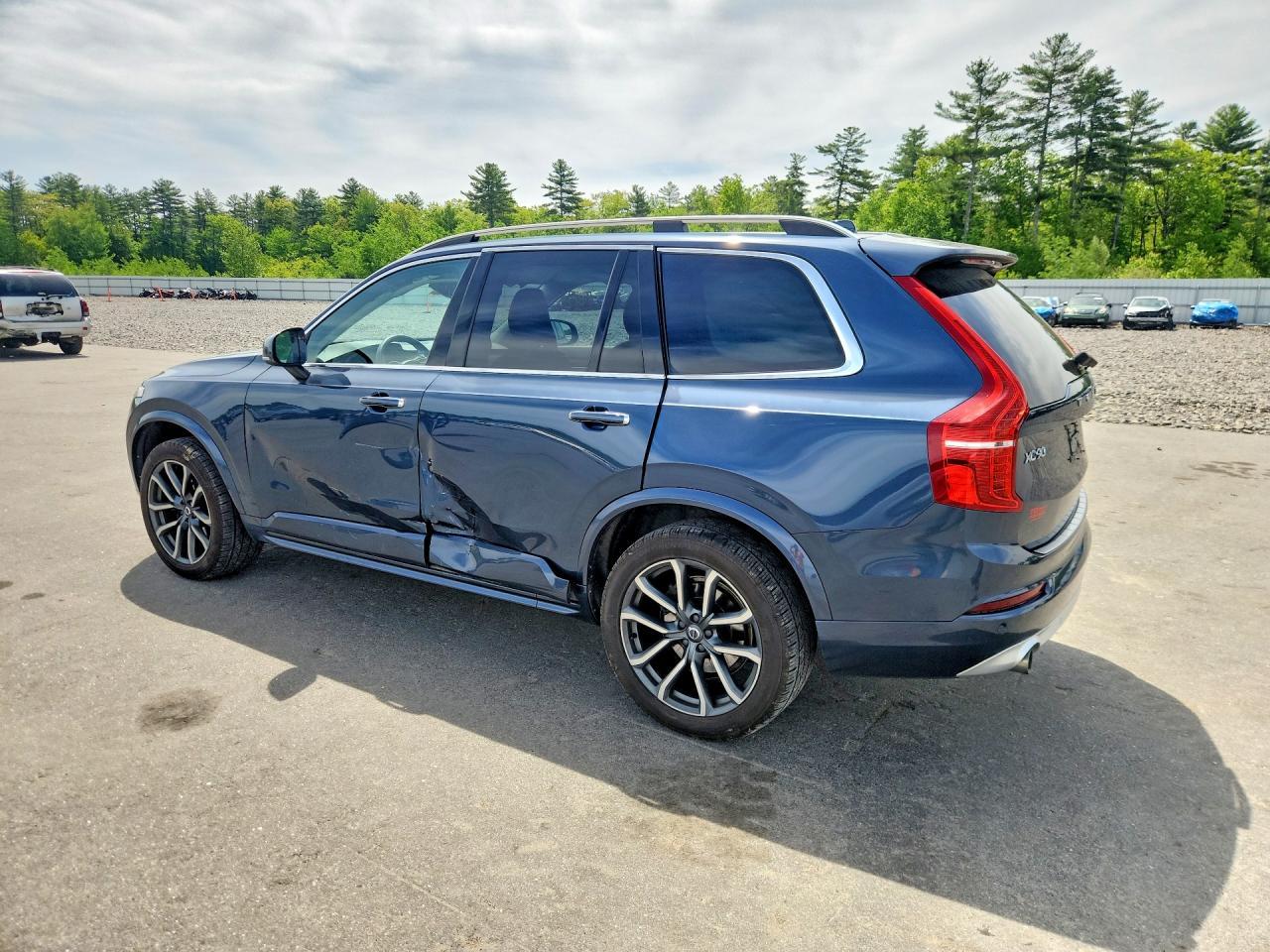 2019 Volvo Xc90 T5 Momentum - zdjęcie 2