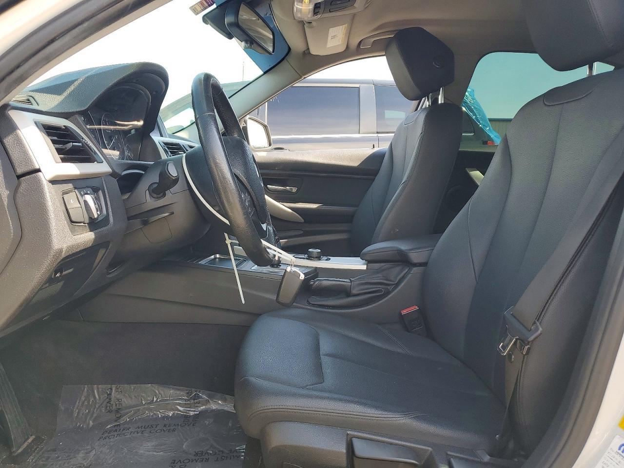 2018 BMW 320 I - zdjęcie 7
