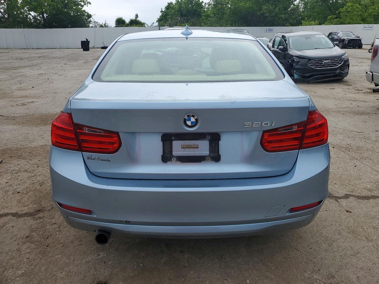 2014 BMW 320 I - zdjęcie 6