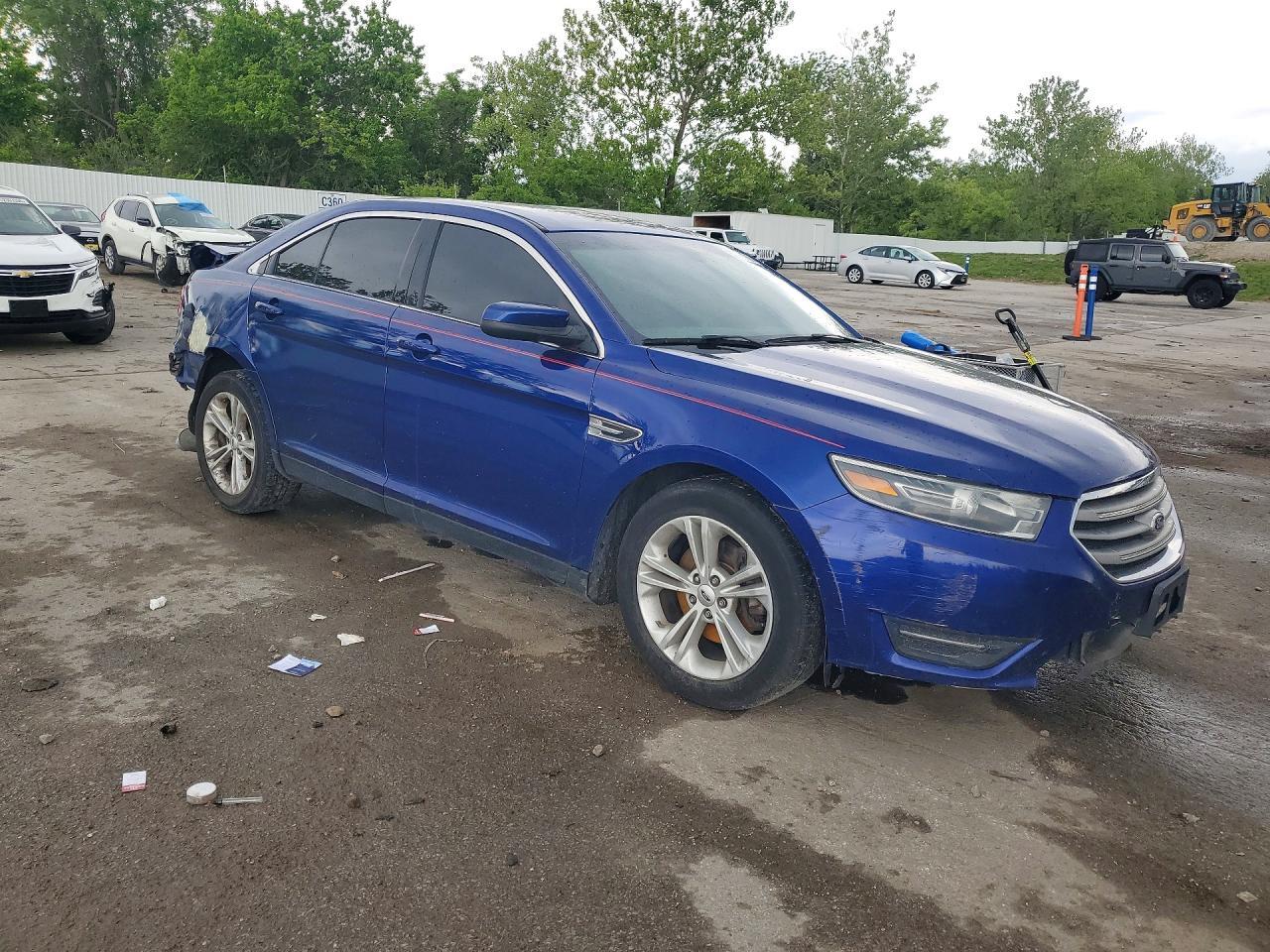 2015 Ford Taurus - zdjęcie 7