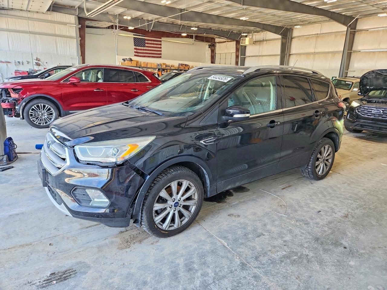 2017 Ford Escape Titanium - zdjęcie główne