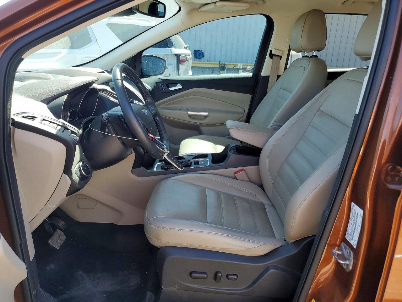 2017 Ford Escape Titanium - zdjęcie 7