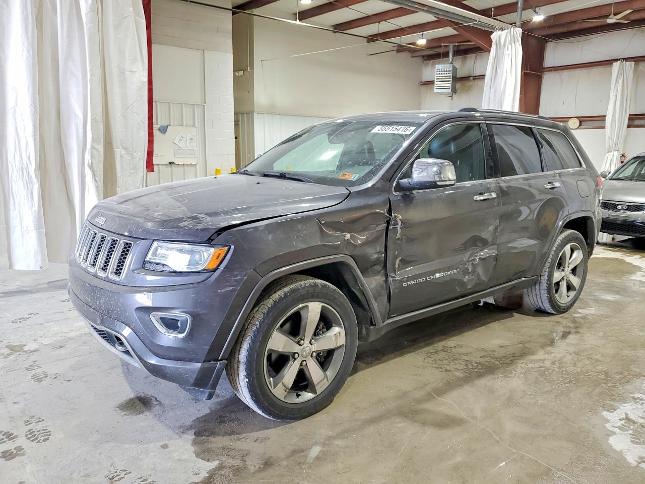 2015 Jeep Grand Cherokee Overland - zdjęcie główne