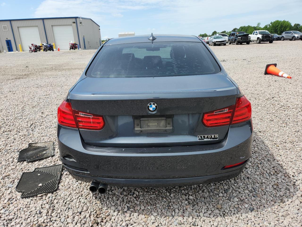 2014 BMW 328 I - zdjęcie 6