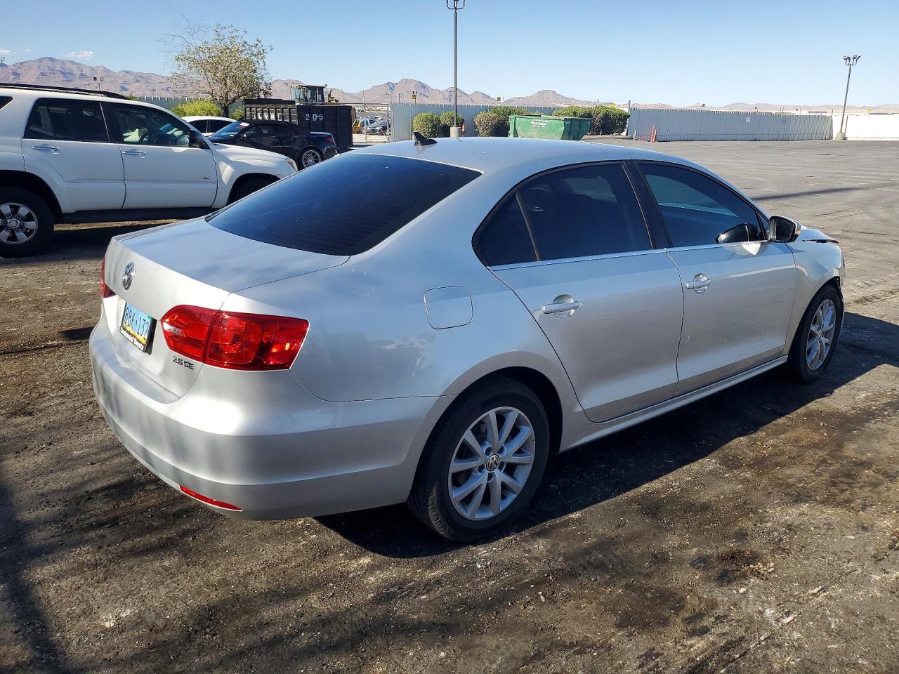 2013 Volkswagen Jetta Se - zdjęcie 3