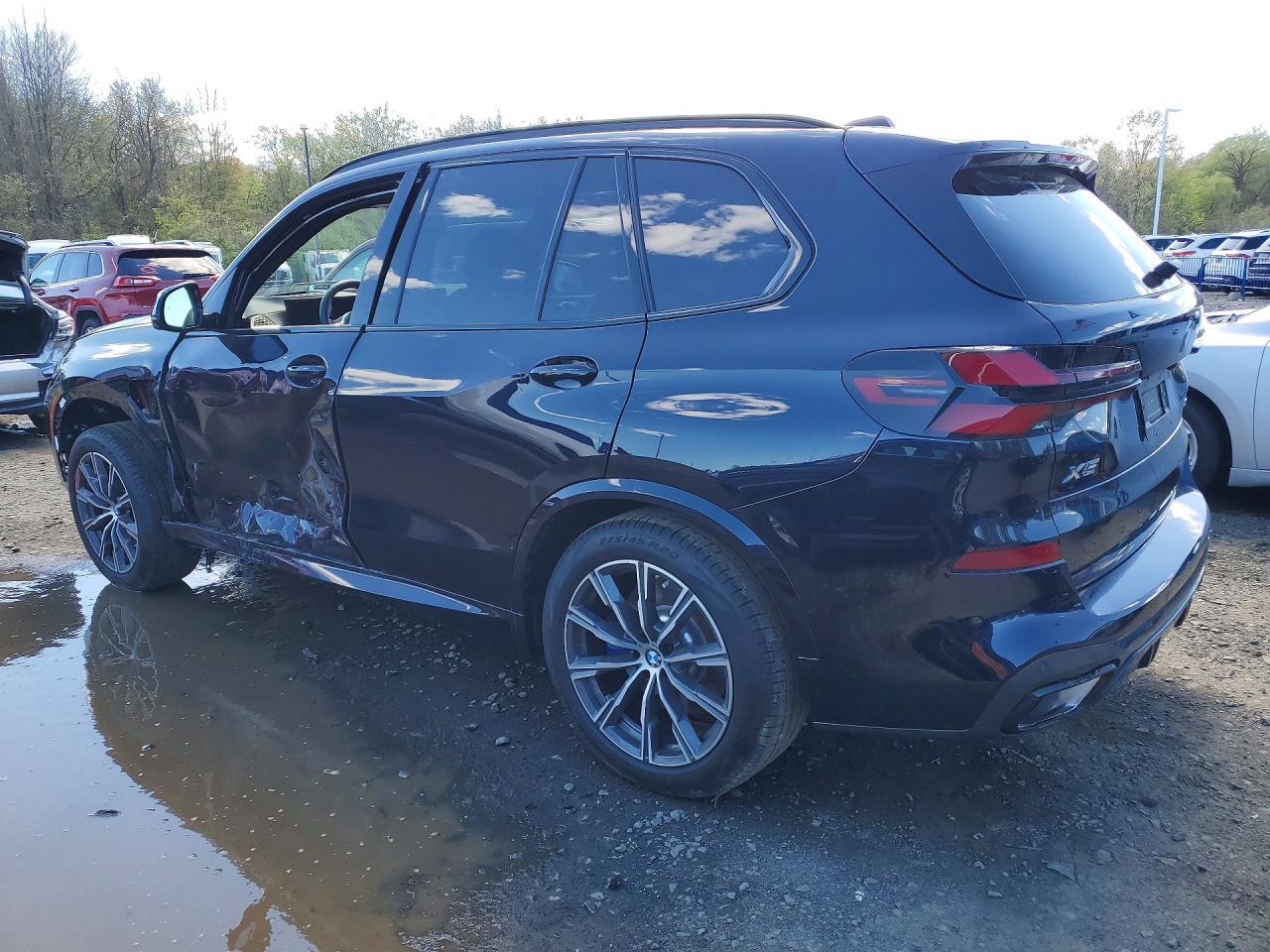 2026 BMW X5 xDrive50E - zdjęcie 2