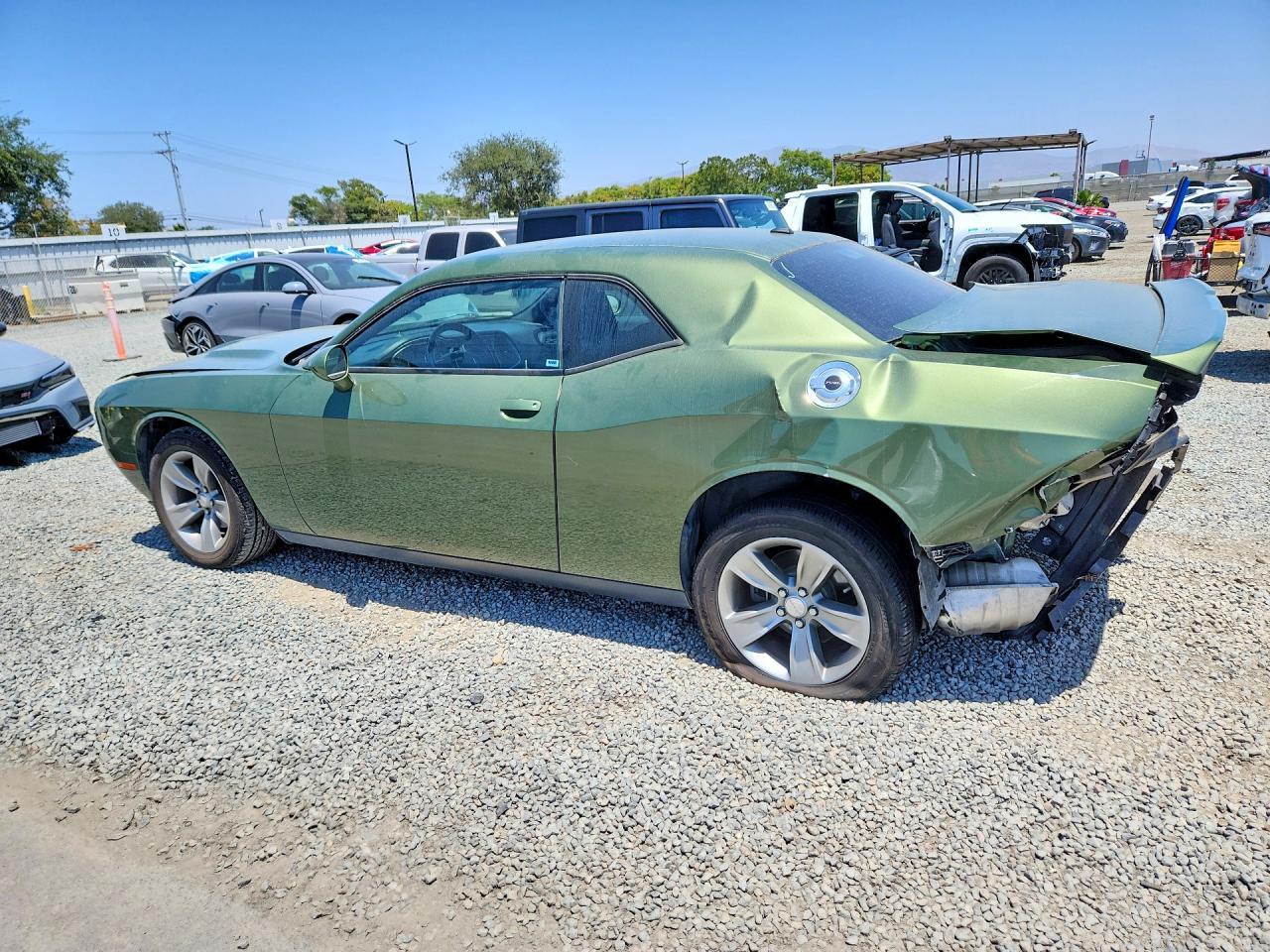 2021 Dodge Challenger Sxt - zdjęcie 2