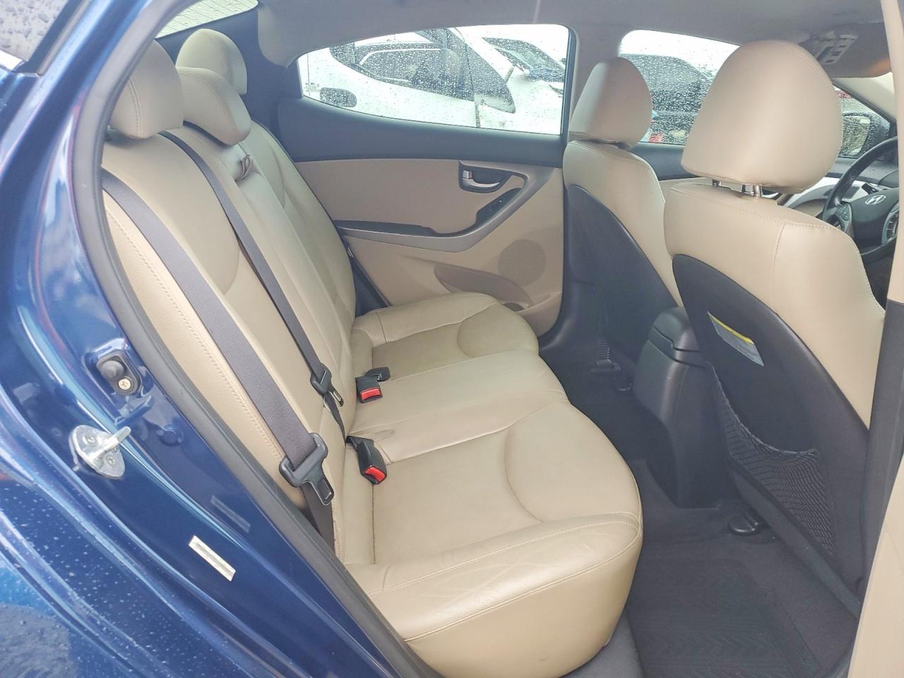2015 Hyundai Elantra Limited - zdjęcie 10