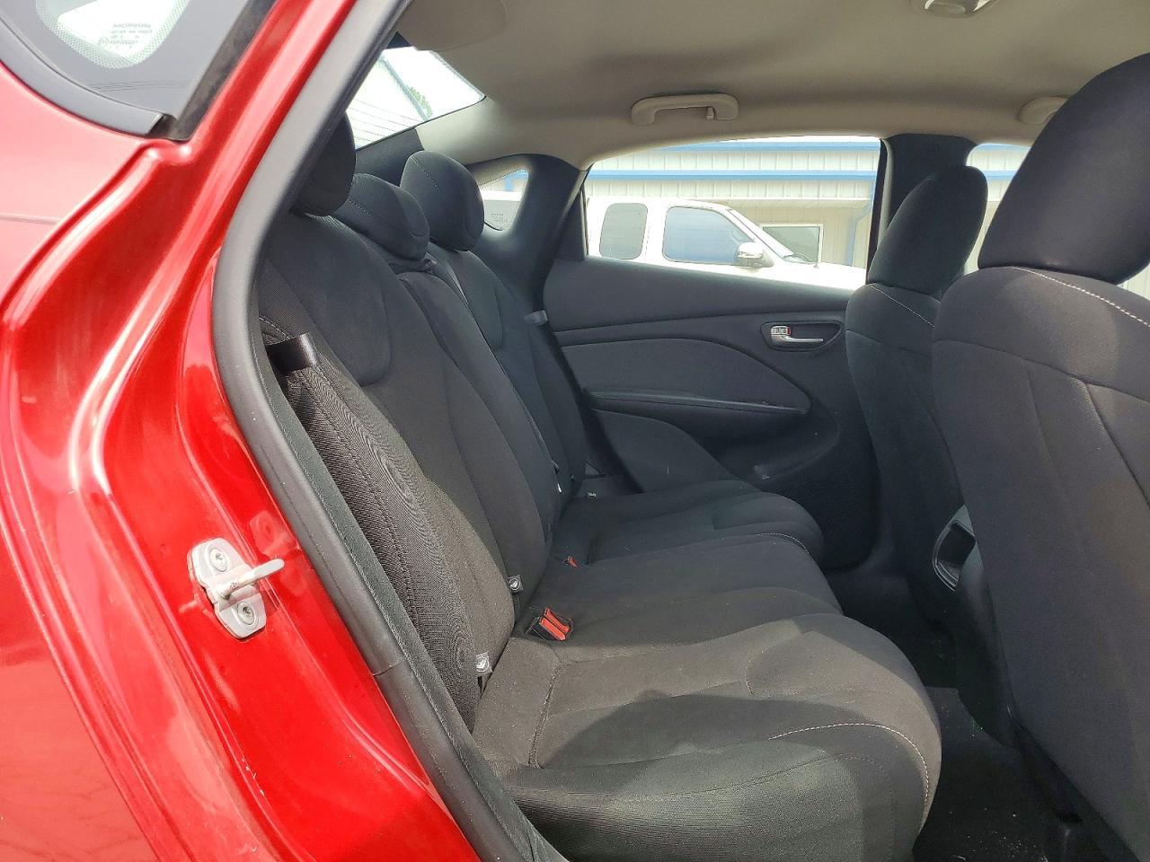 2013 Dodge Dart Sxt - zdjęcie 10