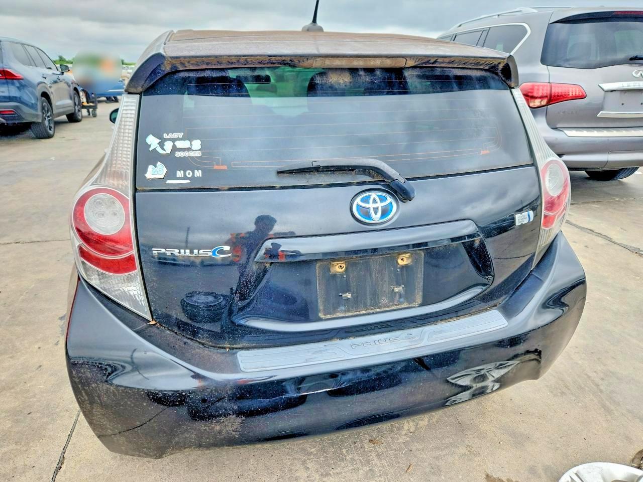 2013 Toyota Prius C Three - zdjęcie 6