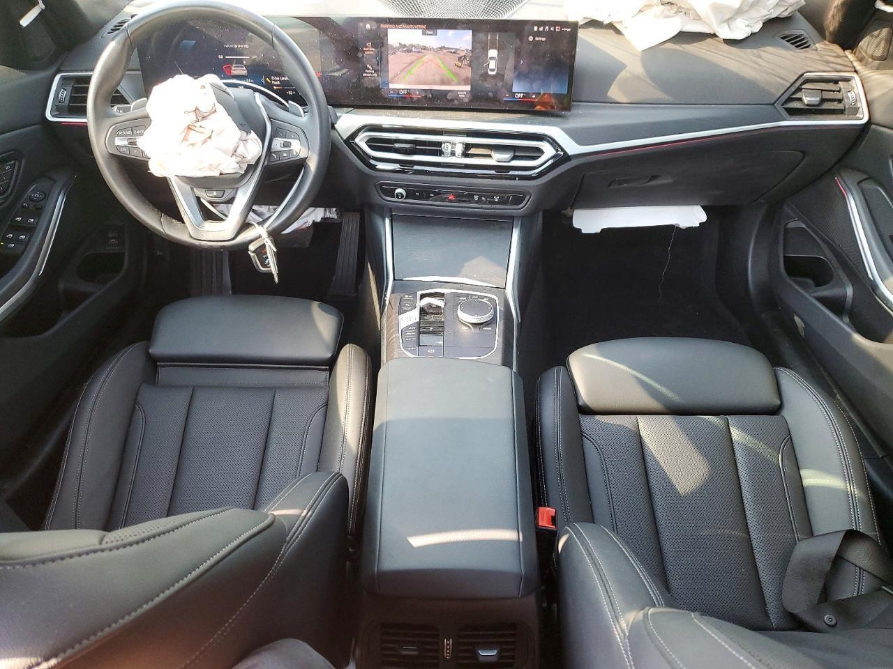 2023 BMW 330Xi - zdjęcie 8