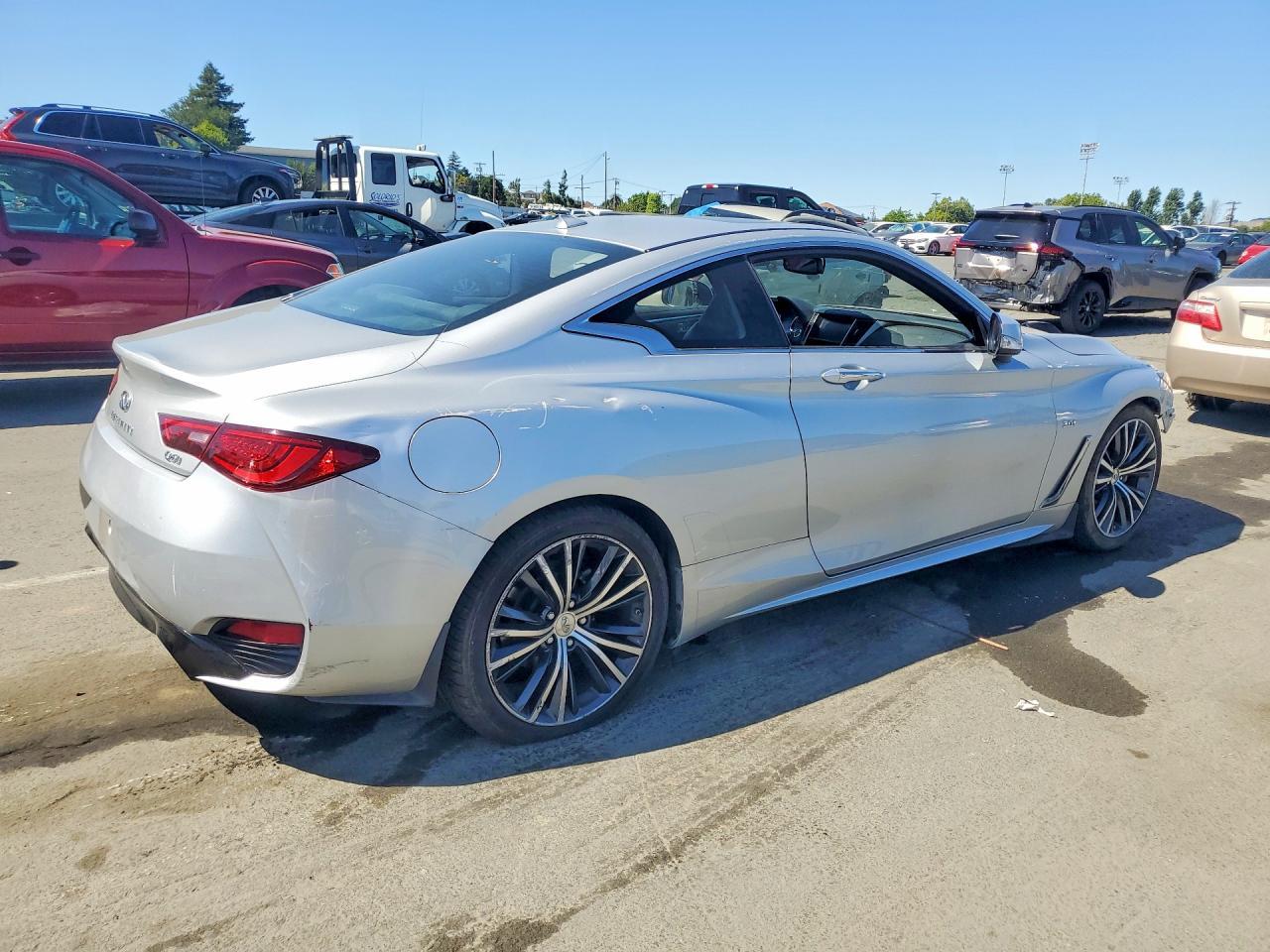2019 Infiniti Q60 3.0T Luxe - zdjęcie 3