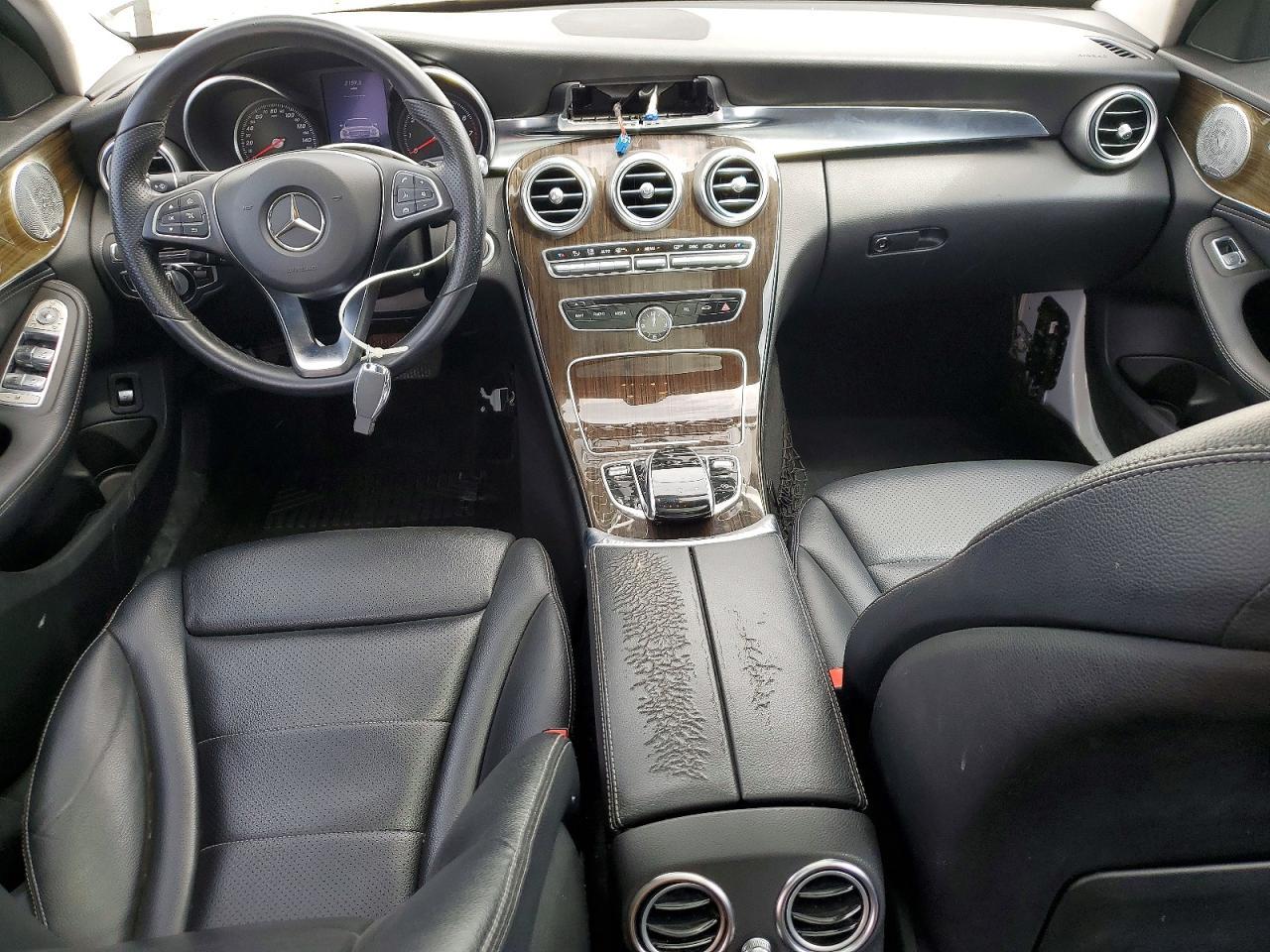 2015 Mercedes-Benz C 300 4Matic - zdjęcie 8