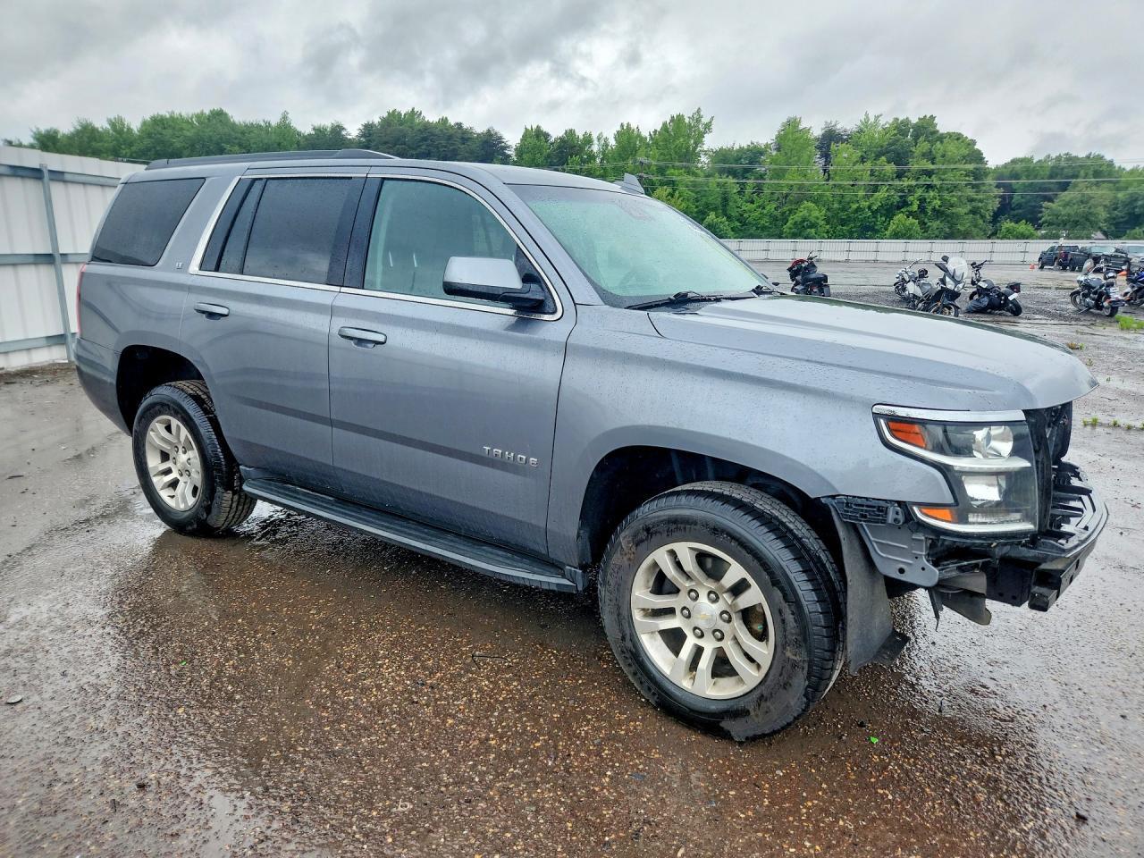 2018 Chevrolet Tahoe K1500 Lt - zdjęcie 4