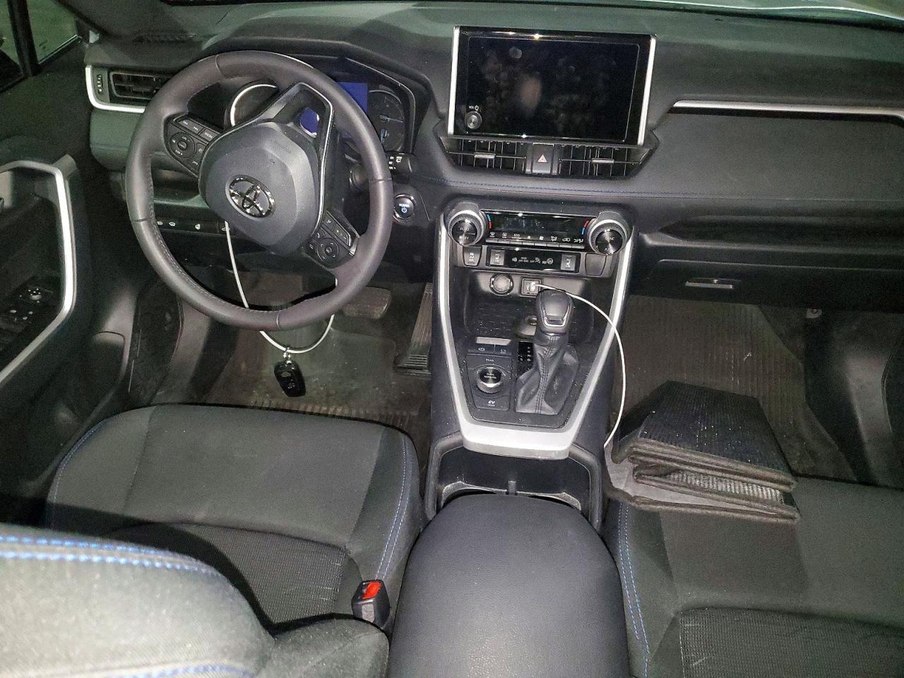 2024 Toyota Rav4 Se - zdjęcie 8