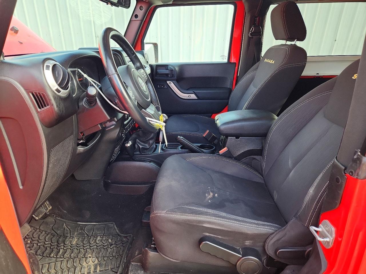 2013 Jeep Wrangler Sahara - zdjęcie 7