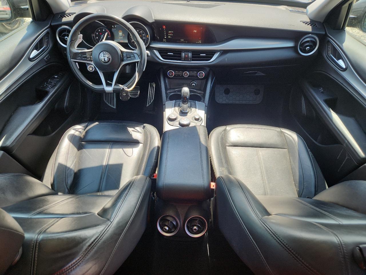 2018 Alfa Romeo Stelvio Sport - zdjęcie 8