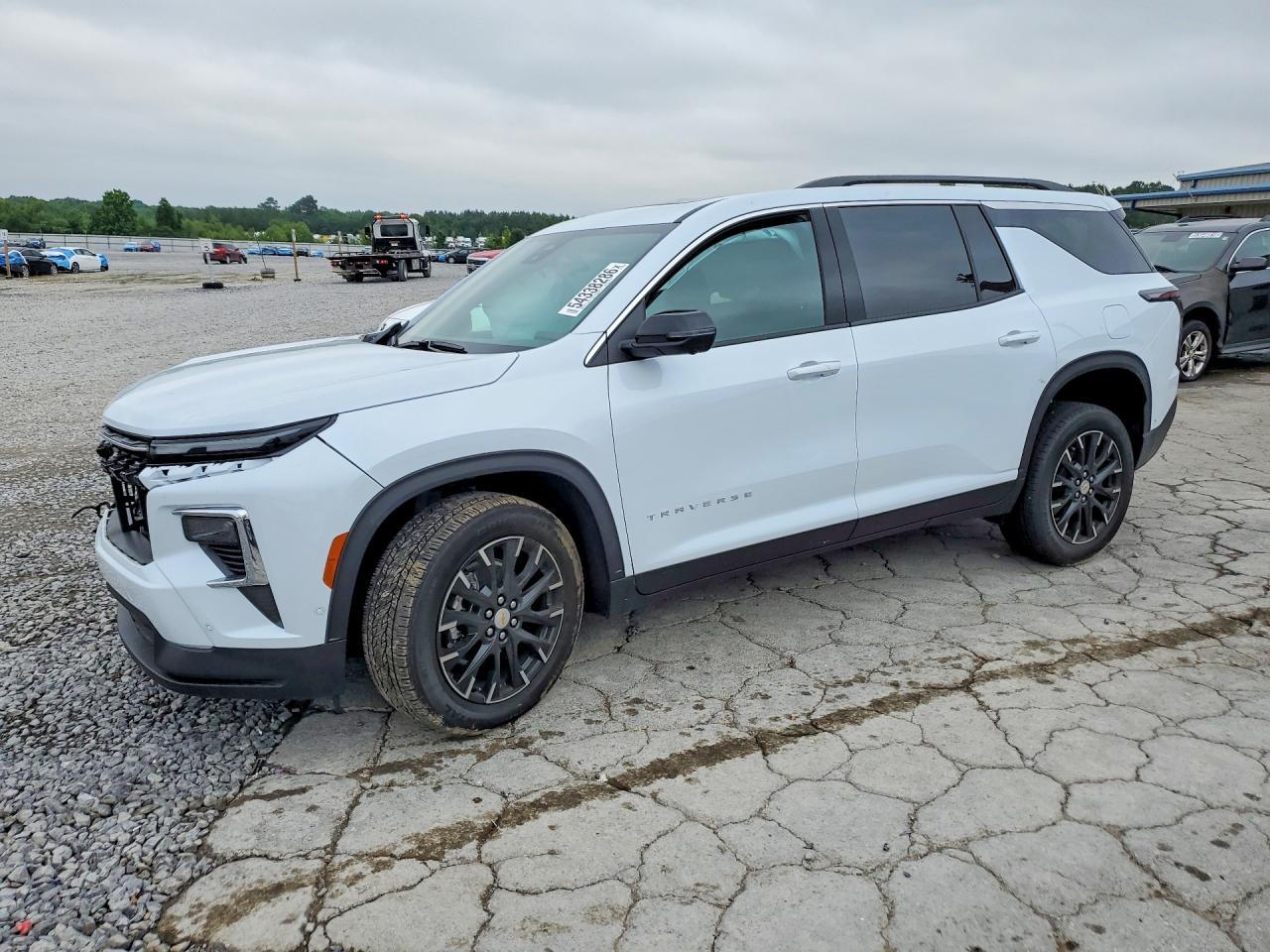 2026 Chevrolet Traverse Lt - zdjęcie główne