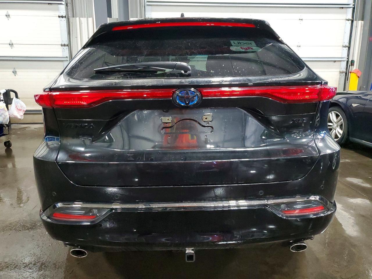2024 Toyota Venza - zdjęcie 6