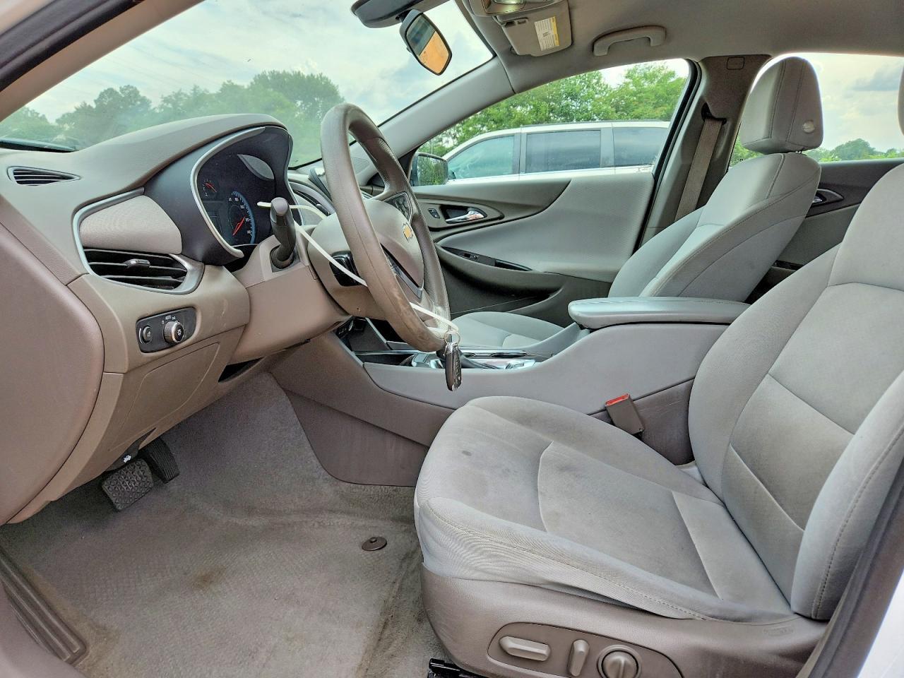 2022 Chevrolet Malibu Lt - zdjęcie 7