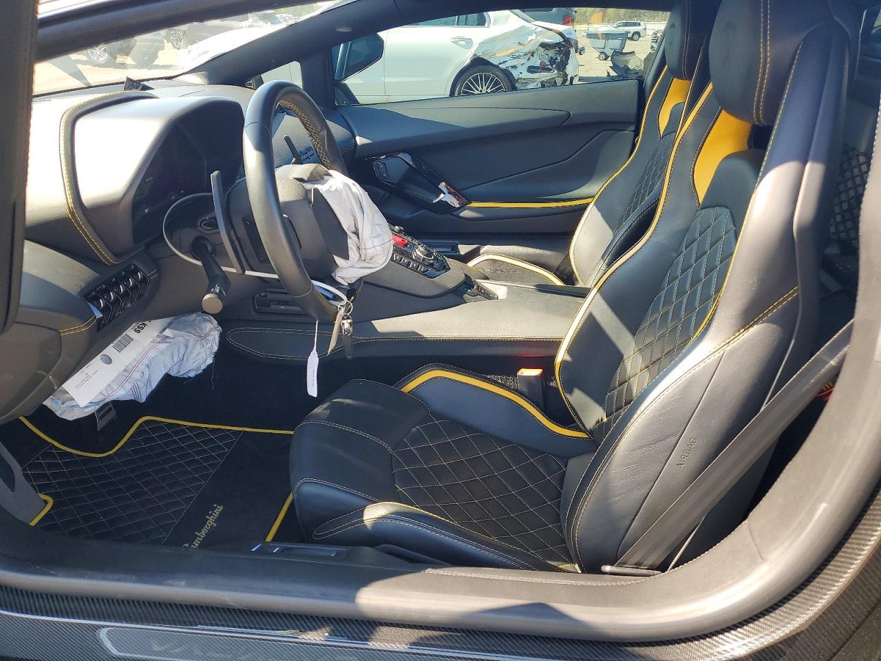 2018 Lamborghini Aventador S - zdjęcie 7