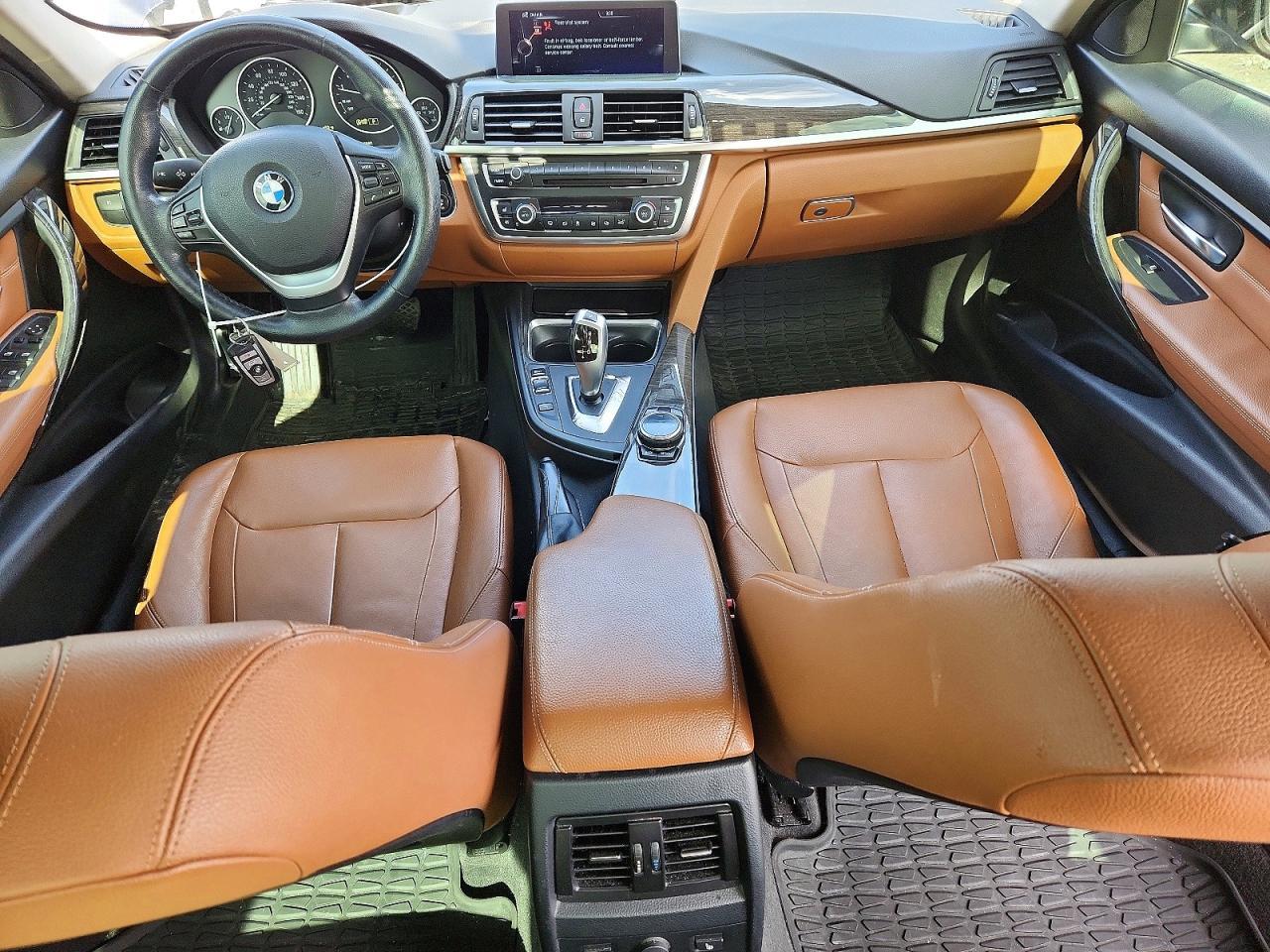 2015 BMW 335 Xi - zdjęcie 8