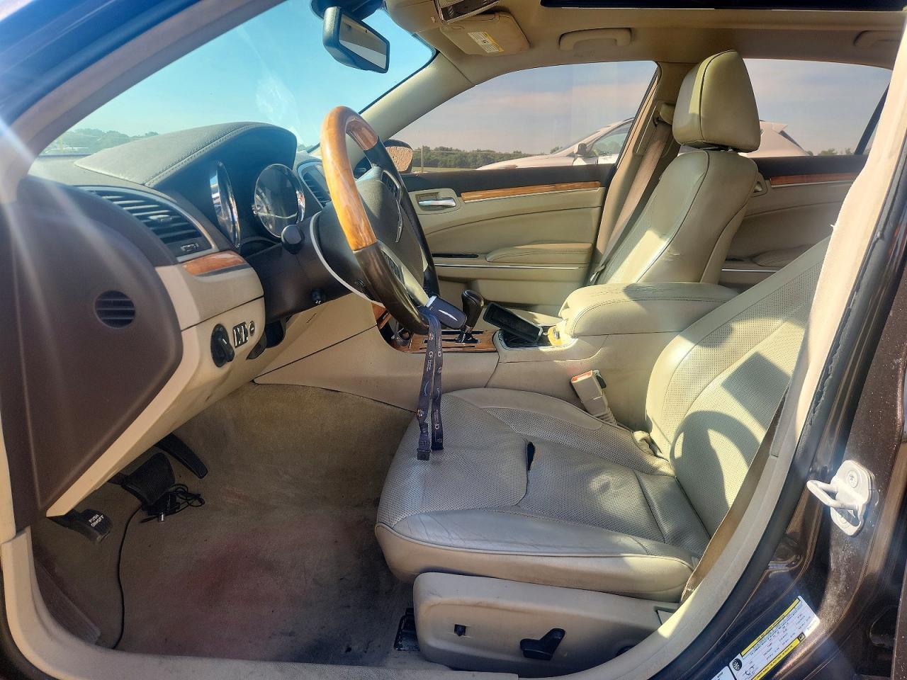 2013 Chrysler 300C - zdjęcie 7