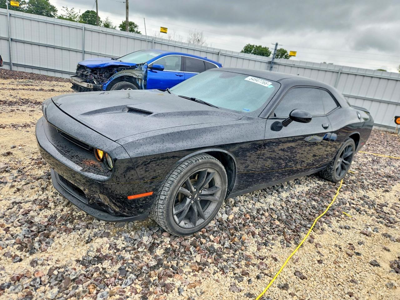 Dodge Challenger - zdjęcie 1