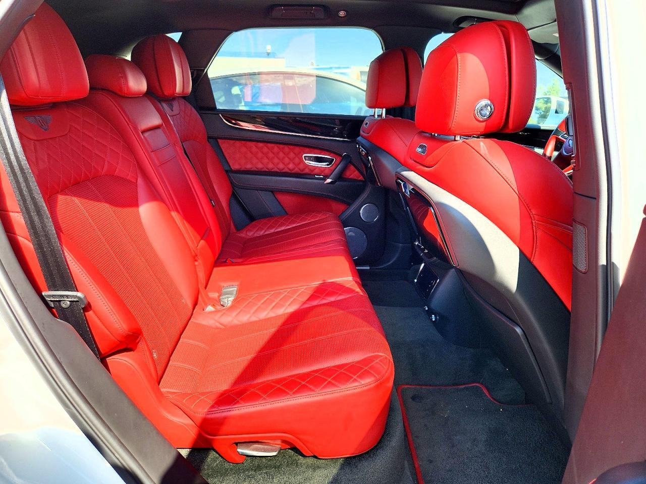 2018 Bentley Bentayga - zdjęcie 11