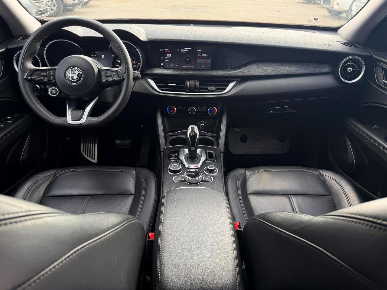 2021 Alfa Romeo Stelvio - zdjęcie 9