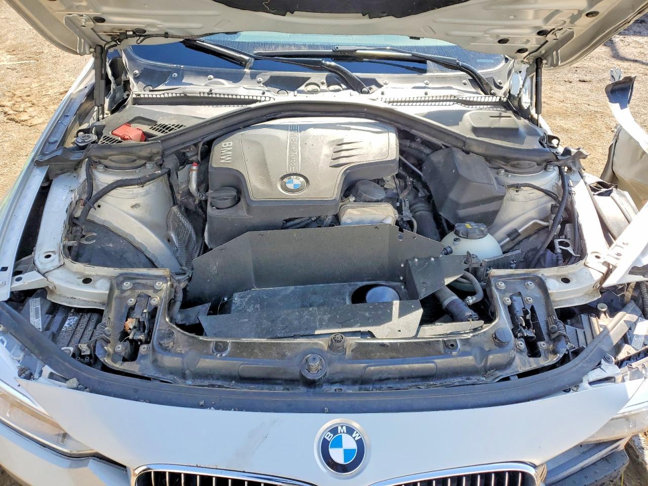 2014 BMW 328 Xi - zdjęcie 11