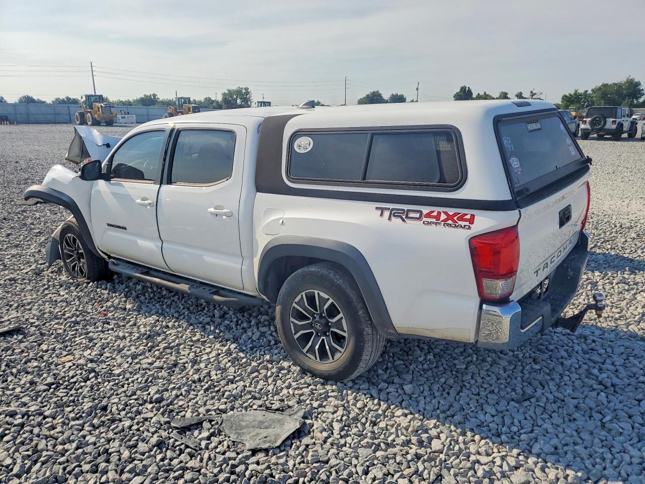 2017 Toyota Tacoma Trd Off-Road - zdjęcie 2