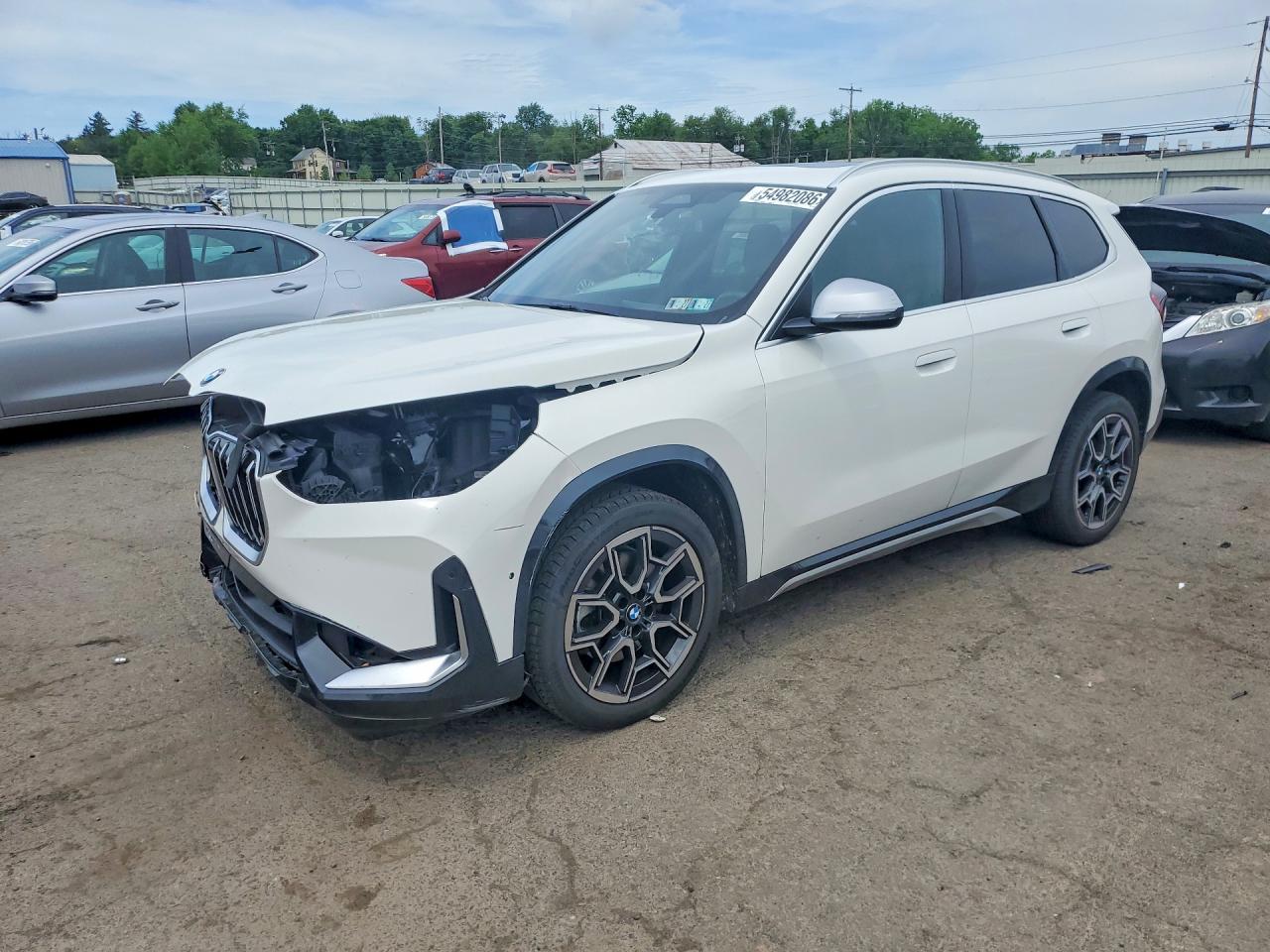 BMW X1 - zdjęcie 1