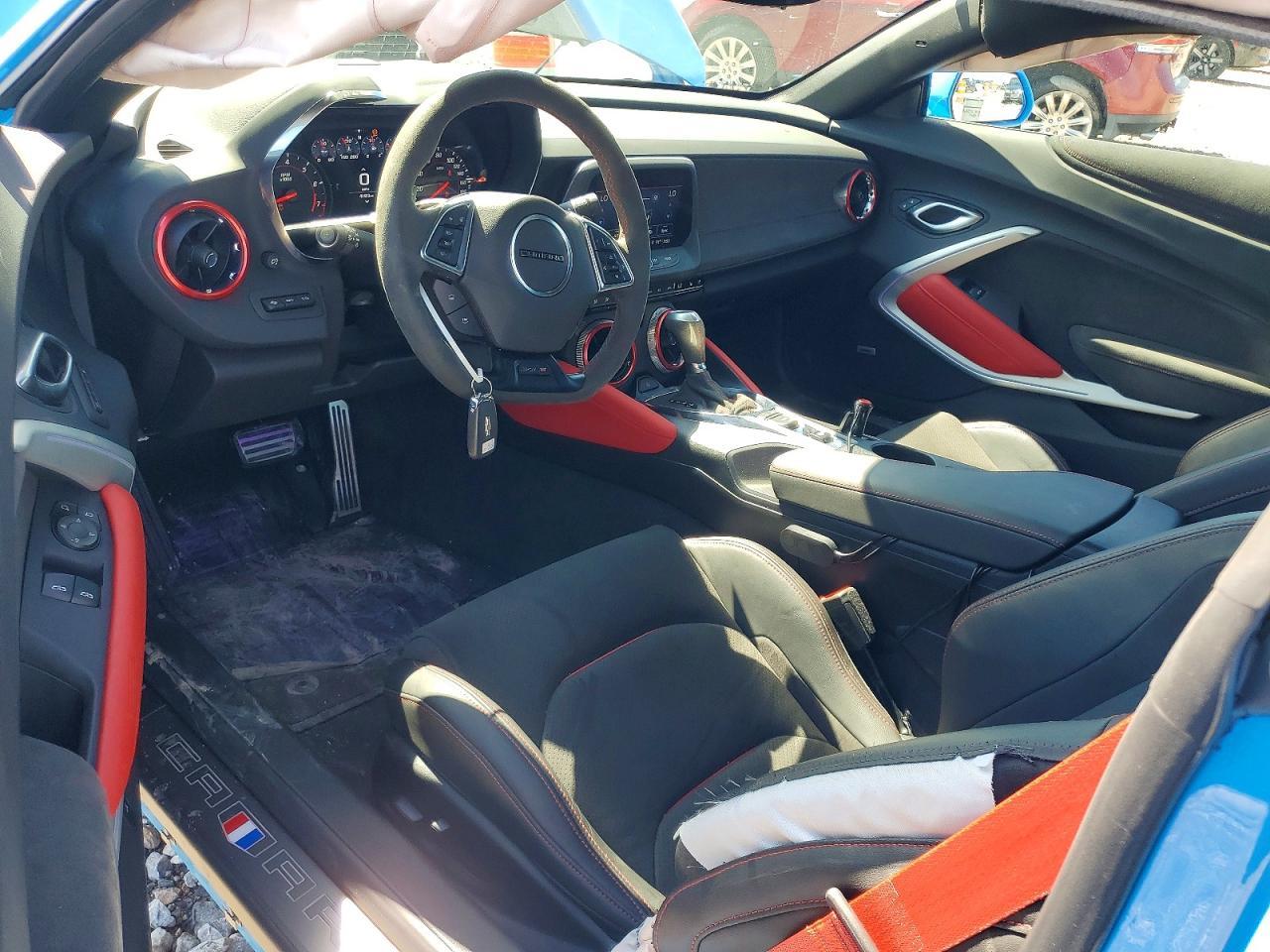 2022 Chevrolet Camaro Zl1 - zdjęcie 8