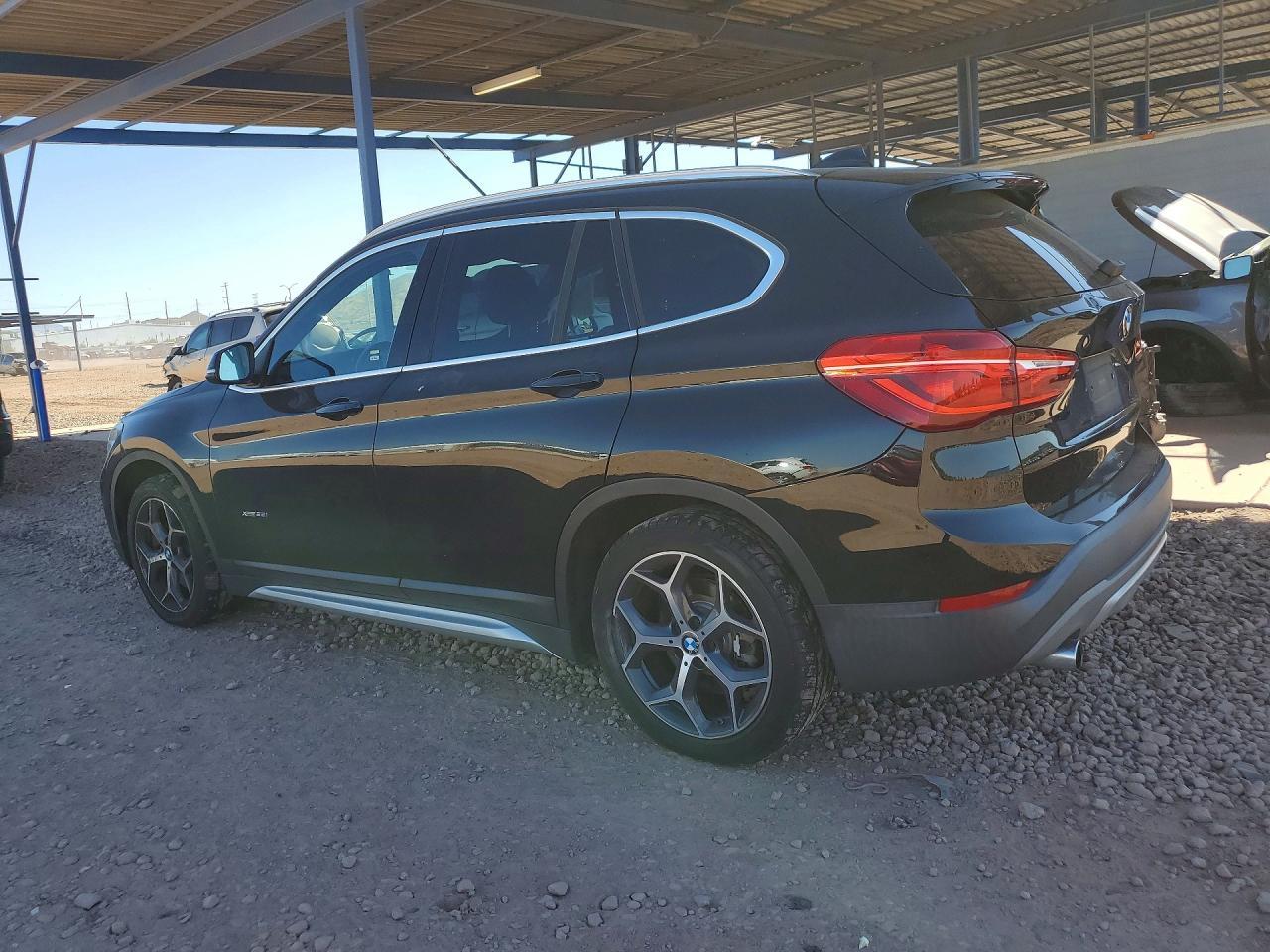 2016 BMW X1 xDrive28I - zdjęcie 2
